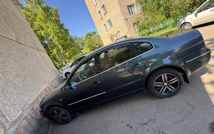 Volkswagen Passat 2002 года за 2 399 000 тг. в Петропавловск