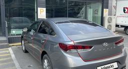 Hyundai Sonata 2017 годаfor8 400 000 тг. в Алматы – фото 4