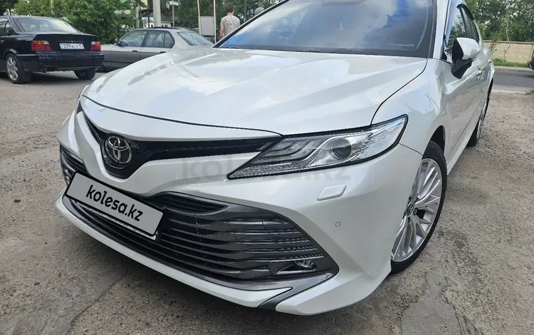 Toyota Camry 2019 годаүшін15 000 000 тг. в Шымкент