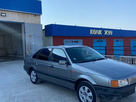 Volkswagen Passat 1993 годаүшін800 000 тг. в Жанаозен – фото 4