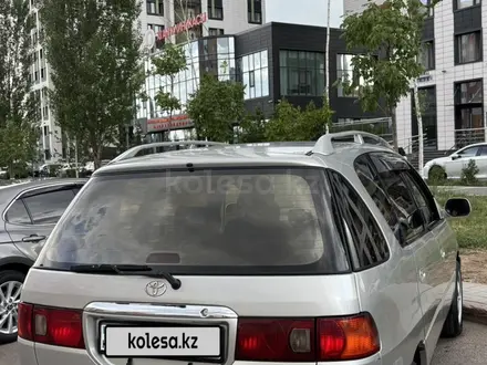 Toyota Ipsum 1998 года за 2 400 000 тг. в Астана – фото 3