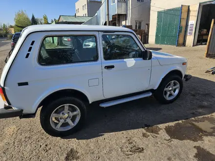 ВАЗ (Lada) Lada 2121 2016 года за 2 360 000 тг. в Астана – фото 2