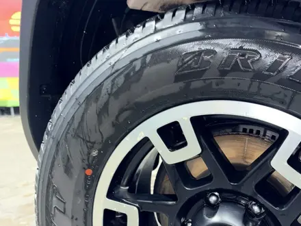 Toyota Hilux 2022 года за 25 000 000 тг. в Актобе – фото 17