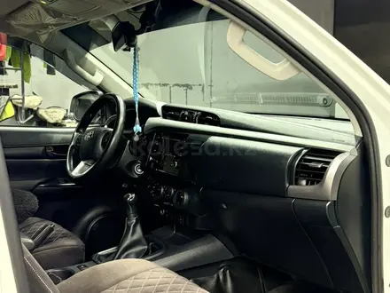 Toyota Hilux 2022 года за 25 000 000 тг. в Актобе – фото 20