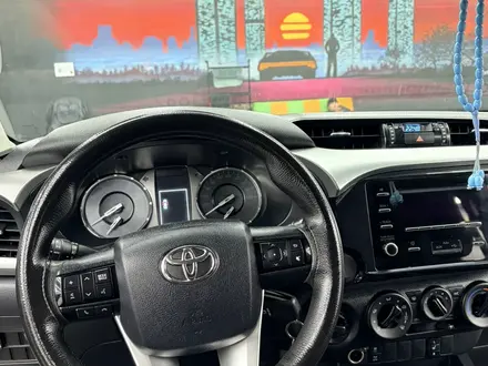 Toyota Hilux 2022 года за 25 000 000 тг. в Актобе – фото 21