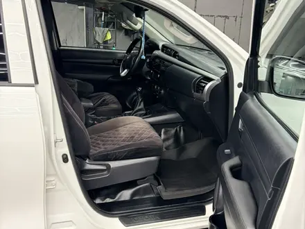 Toyota Hilux 2022 года за 25 000 000 тг. в Актобе – фото 19