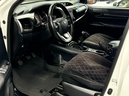 Toyota Hilux 2022 года за 25 000 000 тг. в Актобе – фото 26