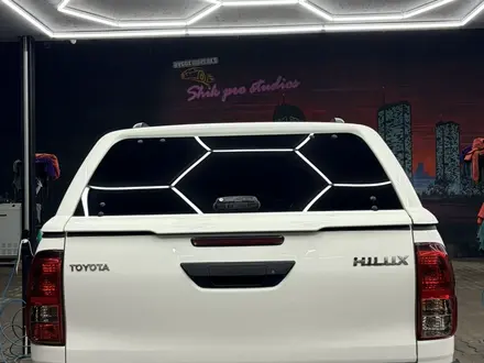 Toyota Hilux 2022 года за 25 000 000 тг. в Актобе – фото 8