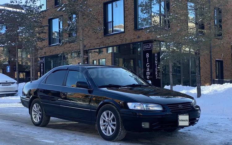 Toyota Camry 1998 годаfor3 800 000 тг. в Алматы