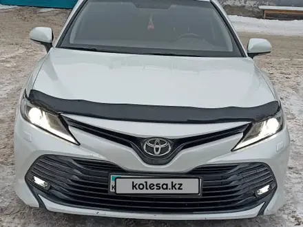 Toyota Camry 2019 года за 12 500 000 тг. в Астана