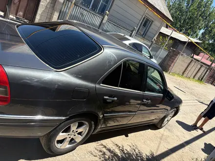 Mercedes-Benz C 280 1995 года за 1 750 000 тг. в Алматы – фото 4