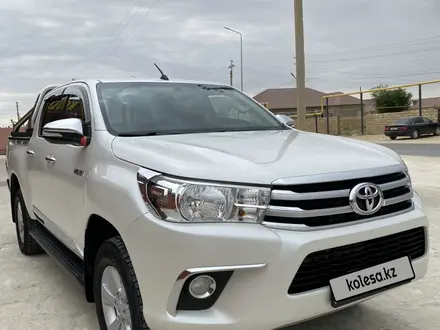 Toyota Hilux 2016 года за 17 900 000 тг. в Актау