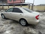 Toyota Camry 2002 годаүшін4 200 000 тг. в Алматы – фото 2