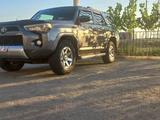 Toyota 4Runner 2015 годаүшін15 000 000 тг. в Атырау – фото 4