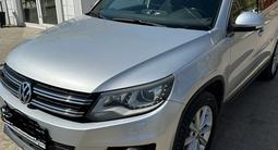 Volkswagen Tiguan 2014 года за 6 800 000 тг. в Актобе