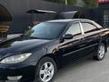 Toyota Camry 2004 годаүшін5 500 000 тг. в Семей – фото 2