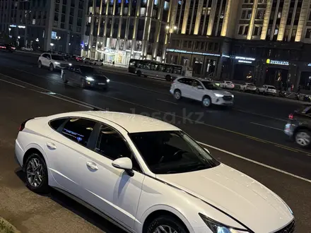 Hyundai Sonata 2022 года за 9 700 000 тг. в Астана – фото 8