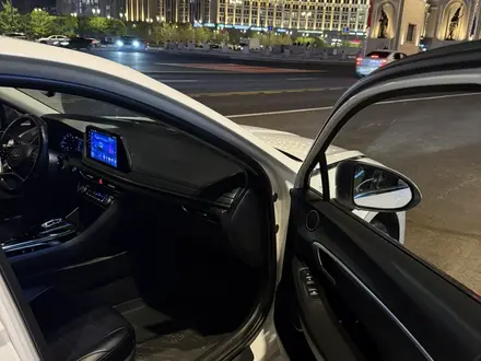 Hyundai Sonata 2022 года за 9 700 000 тг. в Астана – фото 14