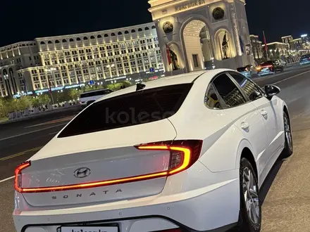 Hyundai Sonata 2022 года за 9 700 000 тг. в Астана