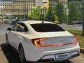 Hyundai Sonata 2022 годаүшін9 700 000 тг. в Астана – фото 2