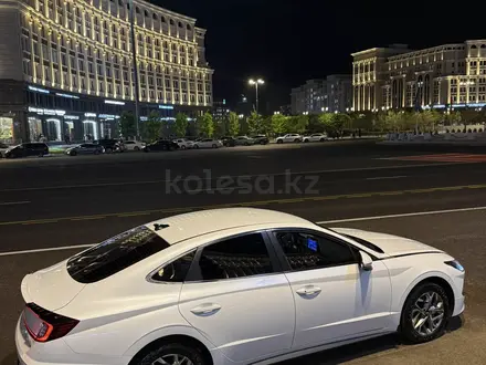 Hyundai Sonata 2022 года за 9 700 000 тг. в Астана – фото 4