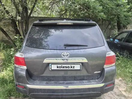 Toyota Highlander 2011 года за 10 000 000 тг. в Алматы – фото 2