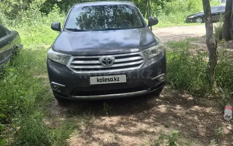 Toyota Highlander 2011 годаүшін10 000 000 тг. в Алматы