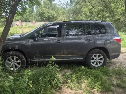 Toyota Highlander 2011 года за 10 000 000 тг. в Алматы – фото 4