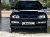 Volkswagen Golf 1993 года за 1 400 000 тг. в Есик