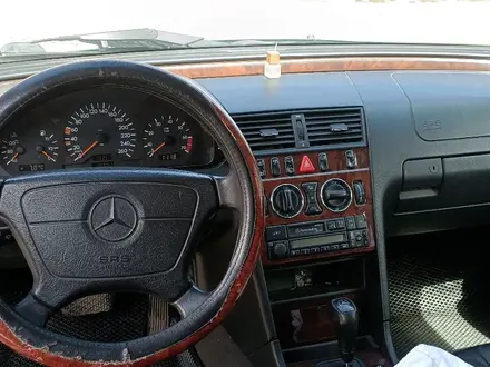 Mercedes-Benz C 180 1993 года за 3 500 000 тг. в Кокшетау – фото 4