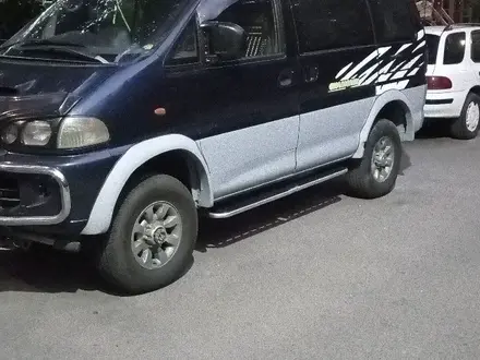 Mitsubishi Delica 1995 года за 3 300 000 тг. в Алматы – фото 2