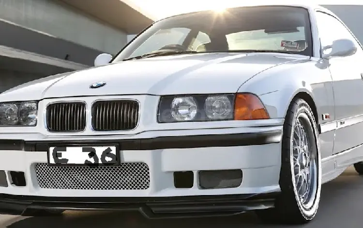 Стекло фары BMW E36үшін6 500 тг. в Актобе