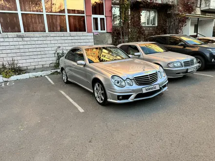 Mercedes-Benz E 240 2002 года за 4 500 000 тг. в Караганда