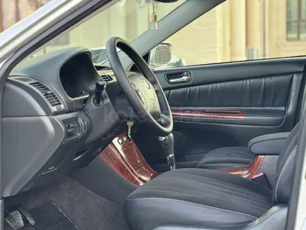 Toyota Camry 2004 года за 5 400 000 тг. в Шымкент – фото 9