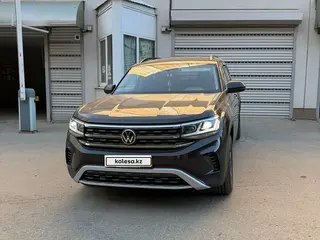 Фольксваген Teramont, 2022