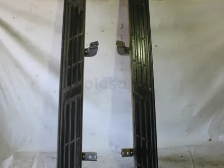 Подножка порог правая Toyota Land Cruiser Prado за 40 000 тг. в Караганда