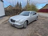 Mercedes-Benz E 320 2001 годаүшін5 600 000 тг. в Караганда – фото 2