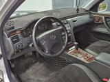 Mercedes-Benz E 320 2001 годаүшін5 600 000 тг. в Караганда – фото 5