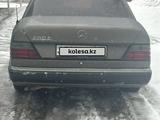 Mercedes-Benz E 280 1992 годаfor1 850 000 тг. в Есик – фото 2