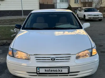 Toyota Camry 1999 года за 3 200 000 тг. в Талдыкорган