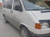 Volkswagen Multivan 1992 годаүшін2 500 000 тг. в Актобе – фото 2