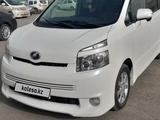 Toyota Voxy 2008 годаүшін5 500 000 тг. в Атырау – фото 2