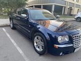 Chrysler 300C 2006 года за 6 000 000 тг. в Астана – фото 2