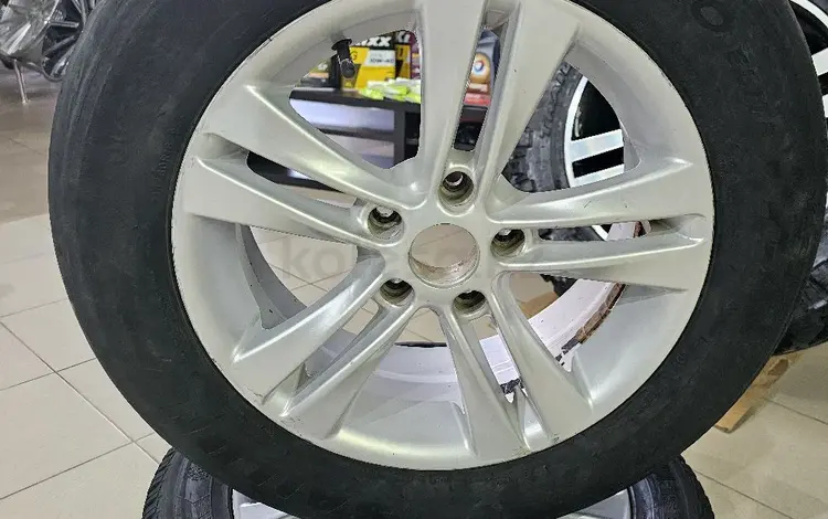 Запаска 16 Toyota за 25 000 тг. в Актобе