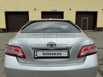 Toyota Camry 2011 года за 6 500 000 тг. в Атырау – фото 6