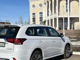 Mitsubishi Outlander 2022 года за 12 700 000 тг. в Уральск – фото 4