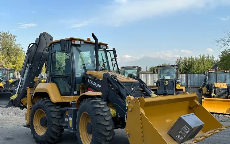 XCMG  XC8-S3570 2025 года за 37 100 000 тг. в Алматы