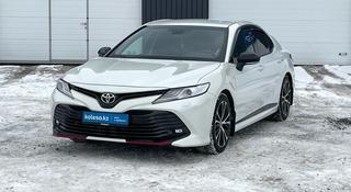 Toyota Camry 2020 года за 13 830 000 тг. в Астана