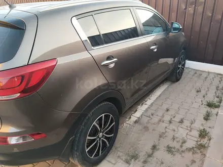 Kia Sportage 2014 года за 8 000 000 тг. в Актобе – фото 2