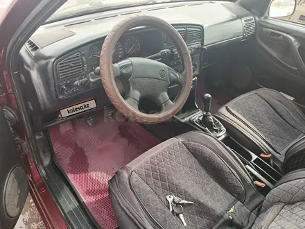 Volkswagen Passat 1994 года за 1 200 000 тг. в Караганда – фото 2